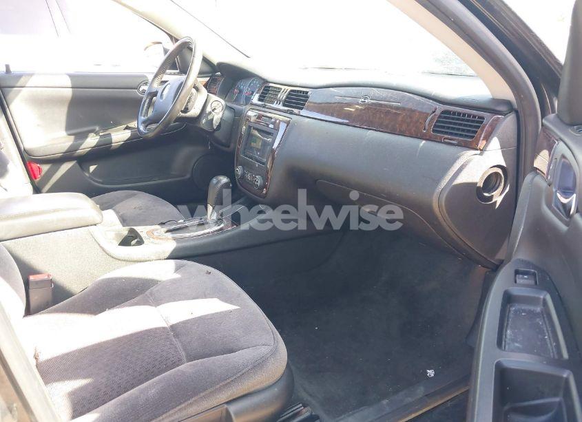 Photo 5 of 2012 Chevrolet Impala LT (VIN 2G1WG5E35C1315240)