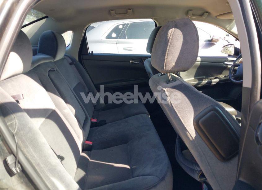 Photo 8 of 2012 Chevrolet Impala LT (VIN 2G1WG5E35C1315240)