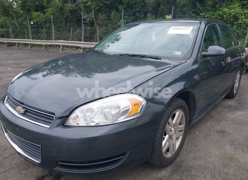 Photo 2 of 2013 Chevrolet Impala LT (VIN 2G1WG5E35D1125942)