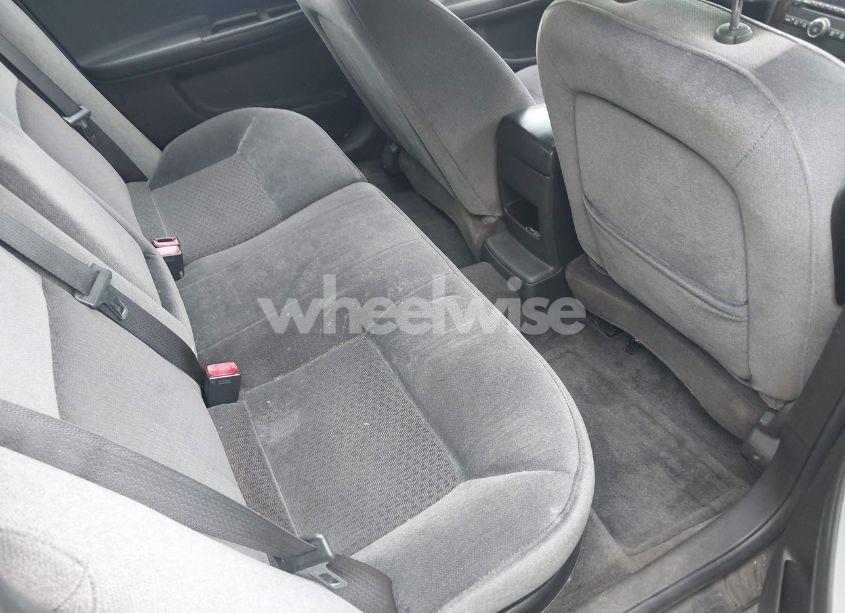 Photo 8 of 2013 Chevrolet Impala LT (VIN 2G1WG5E35D1125942)