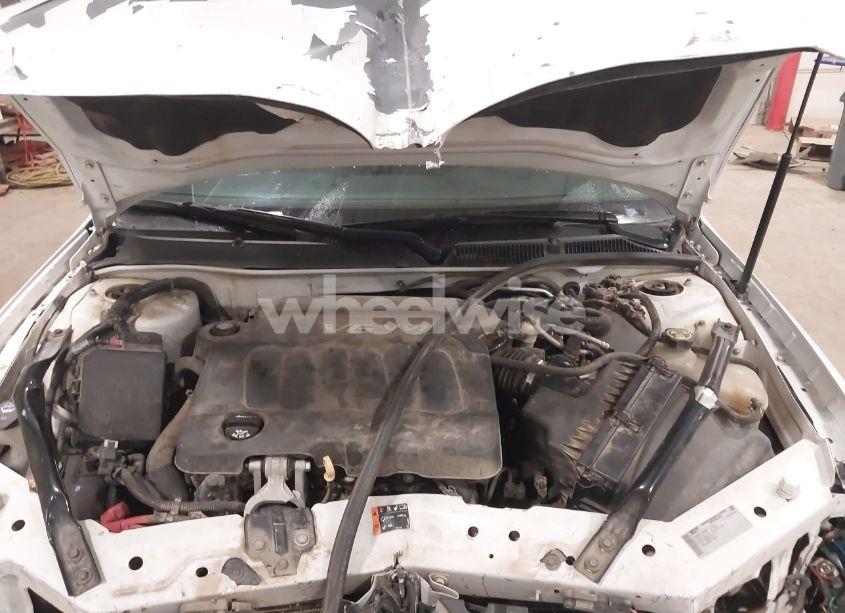 Photo 10 of 2013 Chevrolet Impala LT (VIN 2G1WG5E35D1131238)