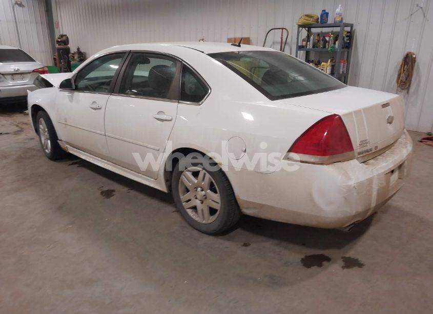 Photo 3 of 2013 Chevrolet Impala LT (VIN 2G1WG5E35D1131238)