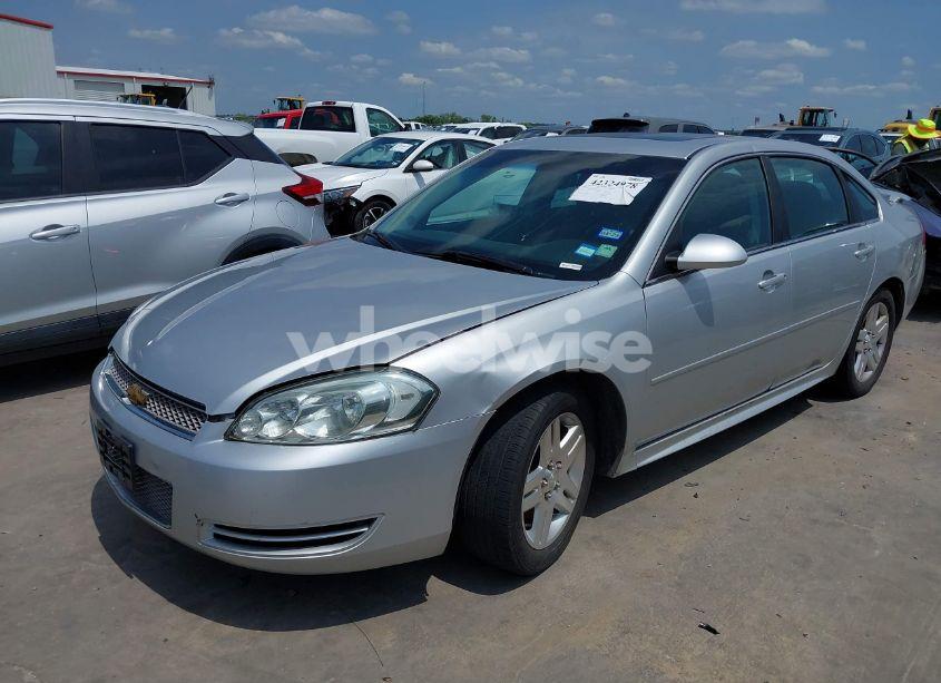 Photo 2 of 2013 Chevrolet Impala LT (VIN 2G1WG5E35D1180309)