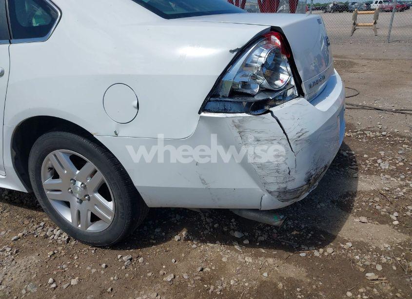 Photo 6 of 2013 Chevrolet Impala LT (VIN 2G1WG5E35D1218783)