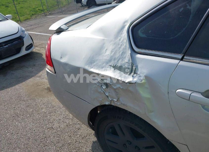 Photo 6 of 2013 Chevrolet Impala LT (VIN 2G1WG5E35D1222624)