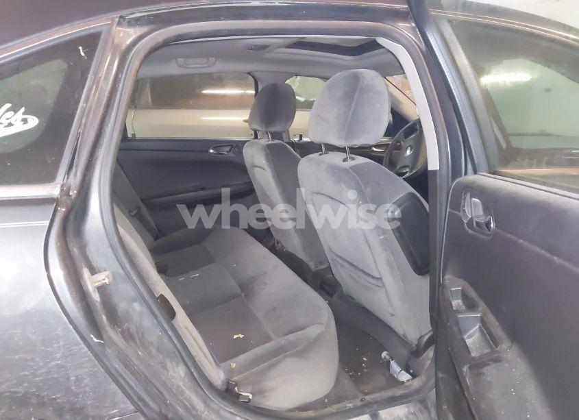 Photo 8 of 2013 Chevrolet Impala LT (VIN 2G1WG5E35D1234949)