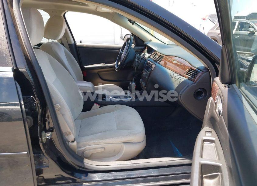 Photo 5 of 2012 Chevrolet Impala LT (VIN 2G1WG5E36C1104404)