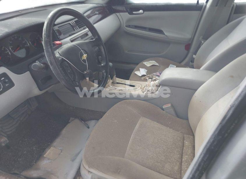 Photo 5 of 2012 Chevrolet Impala LT (VIN 2G1WG5E36C1170595)