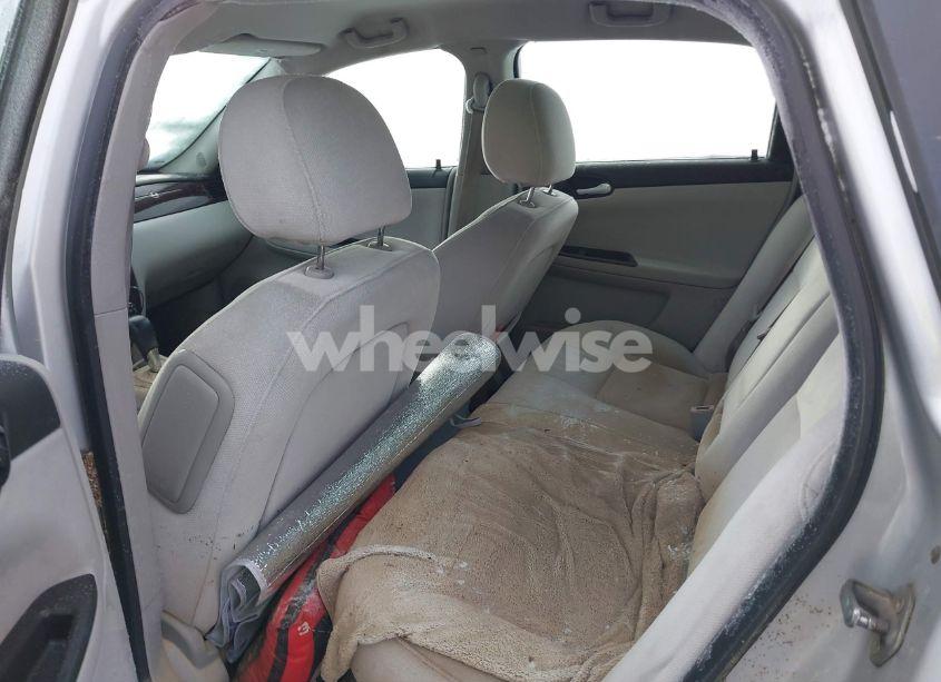 Photo 8 of 2012 Chevrolet Impala LT (VIN 2G1WG5E36C1170595)