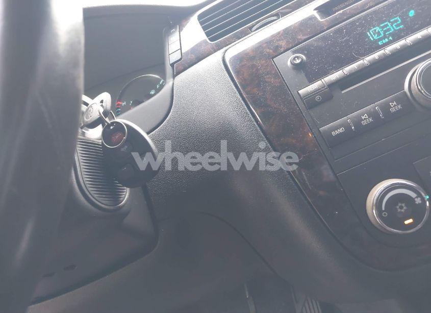 Photo 11 of 2012 Chevrolet Impala LT (VIN 2G1WG5E36C1269367)