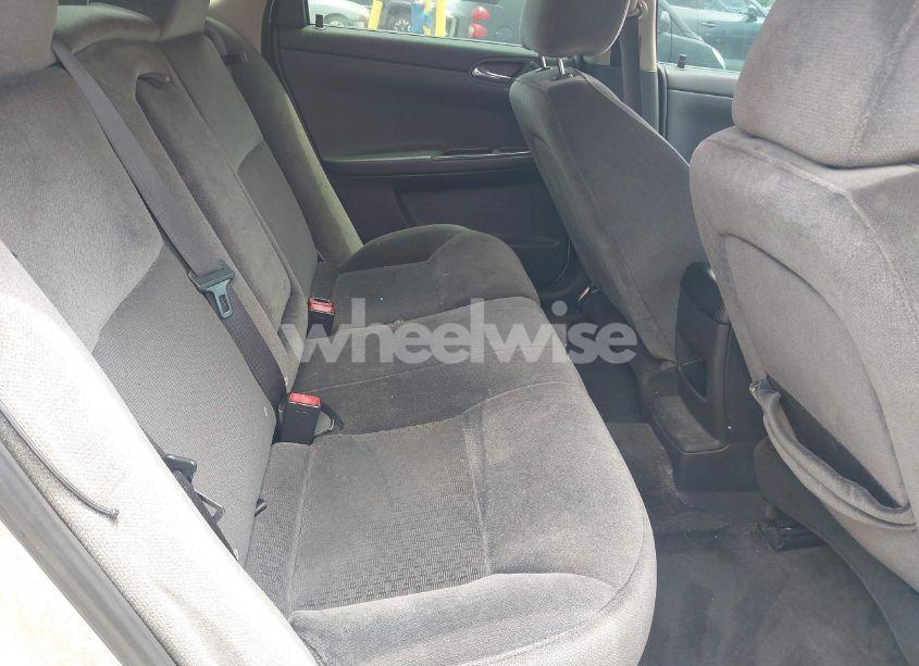 Photo 8 of 2012 Chevrolet Impala LT (VIN 2G1WG5E36C1271720)