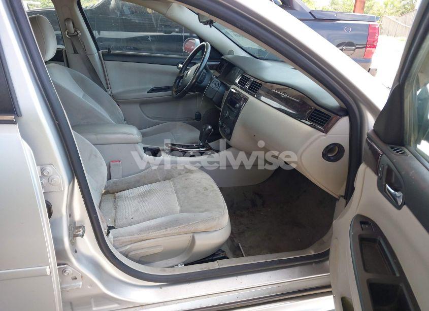 Photo 5 of 2012 Chevrolet Impala LT (VIN 2G1WG5E36C1273290)