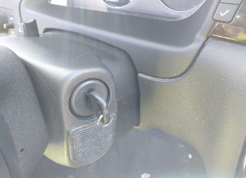 Photo 11 of 2013 Chevrolet Impala LT (VIN 2G1WG5E36D1160411)