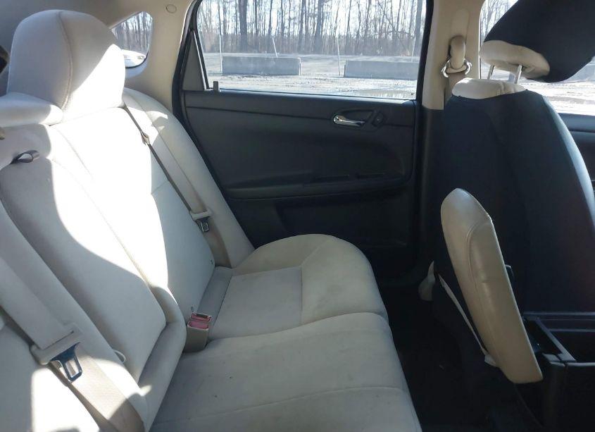 Photo 8 of 2013 Chevrolet Impala LT (VIN 2G1WG5E36D1160411)