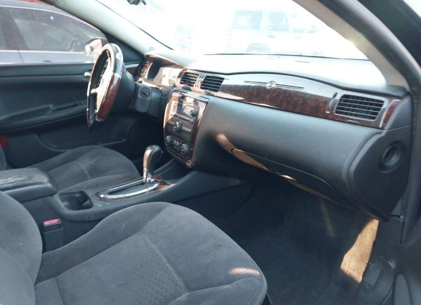 Photo 5 of 2013 Chevrolet Impala LT (VIN 2G1WG5E36D1188824)