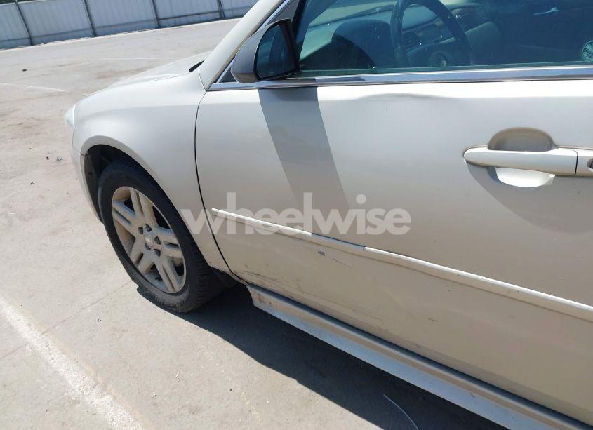 Photo 12 of 2012 Chevrolet Impala LT (VIN 2G1WG5E37C1184702)