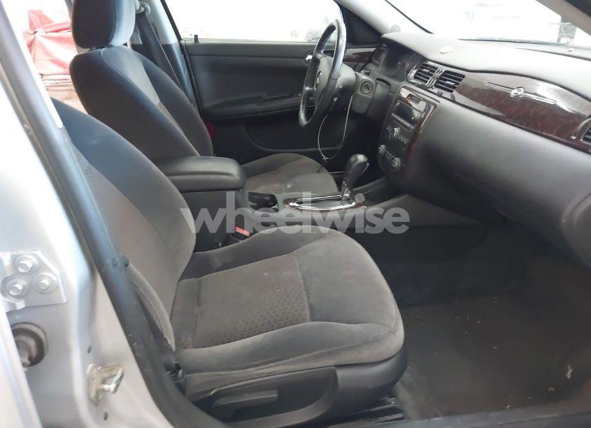 Photo 5 of 2012 Chevrolet Impala LT (VIN 2G1WG5E37C1215723)