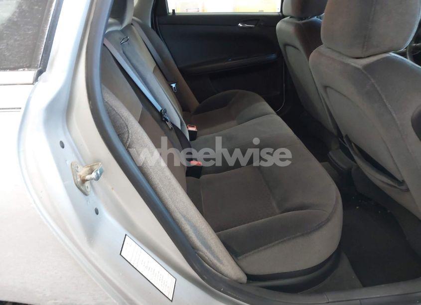 Photo 8 of 2012 Chevrolet Impala LT (VIN 2G1WG5E37C1215723)
