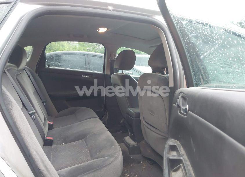 Photo 8 of 2012 Chevrolet Impala LT (VIN 2G1WG5E37C1294083)