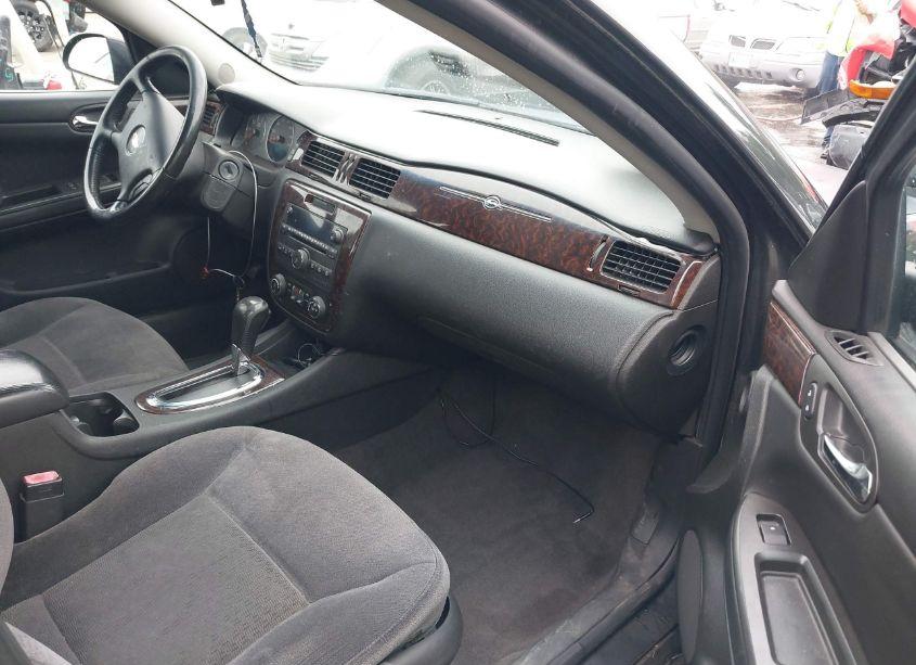 Photo 5 of 2013 Chevrolet Impala LT (VIN 2G1WG5E37D1216002)