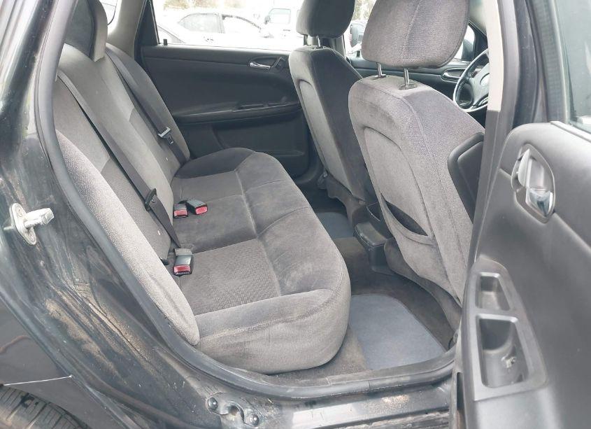 Photo 8 of 2013 Chevrolet Impala LT (VIN 2G1WG5E37D1216002)