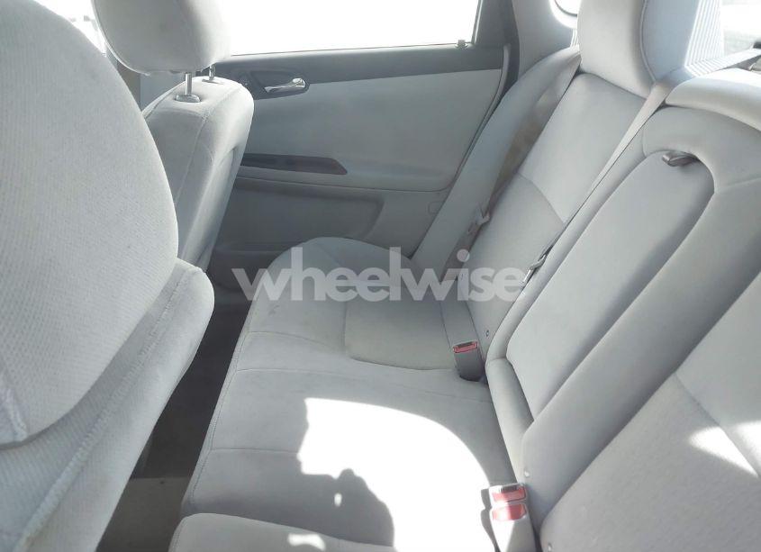 Photo 8 of 2012 Chevrolet Impala LT (VIN 2G1WG5E38C1337054)