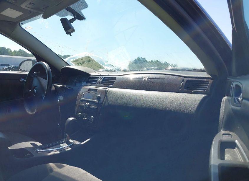 Photo 5 of 2013 Chevrolet Impala LT (VIN 2G1WG5E38D1195323)