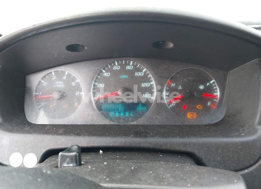 Photo 7 of 2013 Chevrolet Impala LT (VIN 2G1WG5E38D1221757)