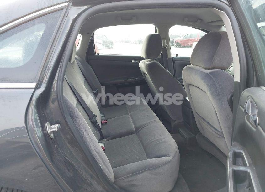 Photo 8 of 2013 Chevrolet Impala LT (VIN 2G1WG5E38D1221757)