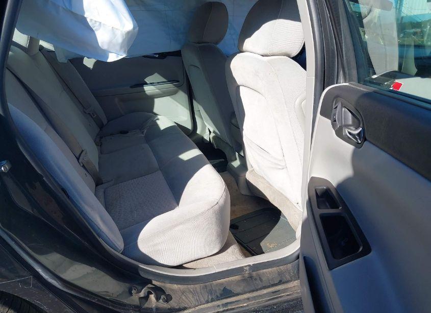 Photo 8 of 2013 Chevrolet Impala LT (VIN 2G1WG5E38D1232516)