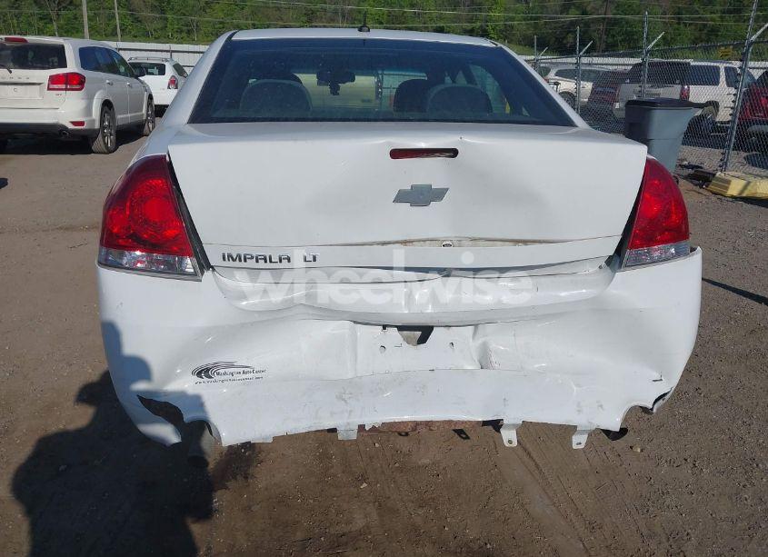 Photo 6 of 2013 Chevrolet Impala LT (VIN 2G1WG5E38D1260235)