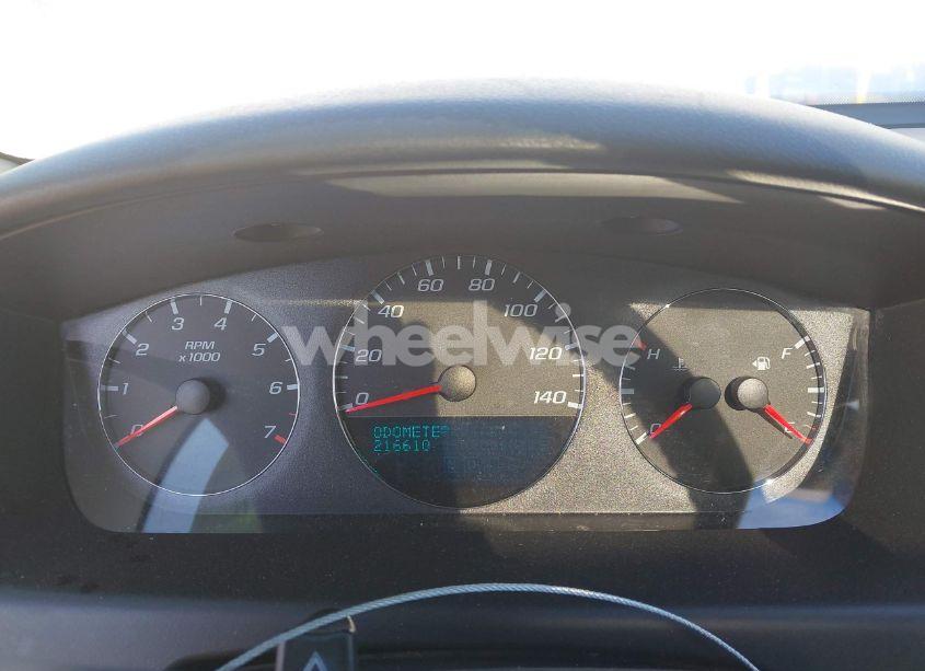 Photo 7 of 2013 Chevrolet Impala LT (VIN 2G1WG5E38D1260235)