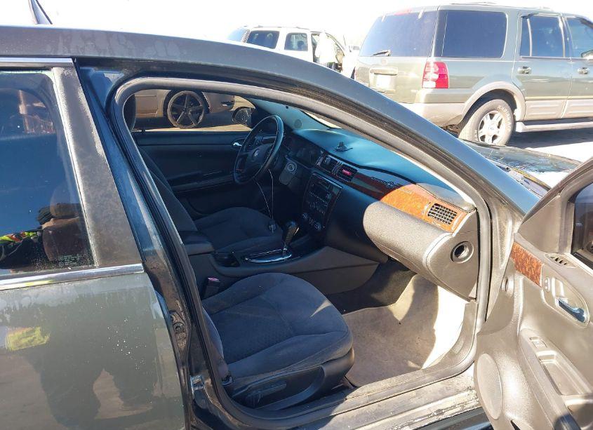 Photo 5 of 2012 Chevrolet Impala LT (VIN 2G1WG5E39C1273994)