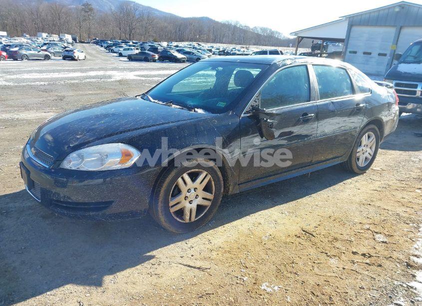 Photo 2 of 2013 Chevrolet Impala LT (VIN 2G1WG5E39D1117052)