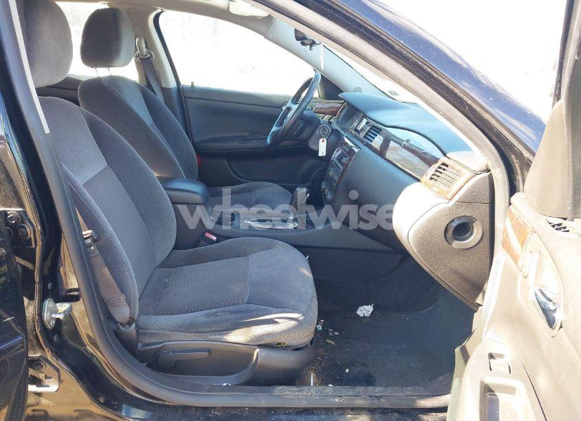 Photo 5 of 2013 Chevrolet Impala LT (VIN 2G1WG5E39D1117052)