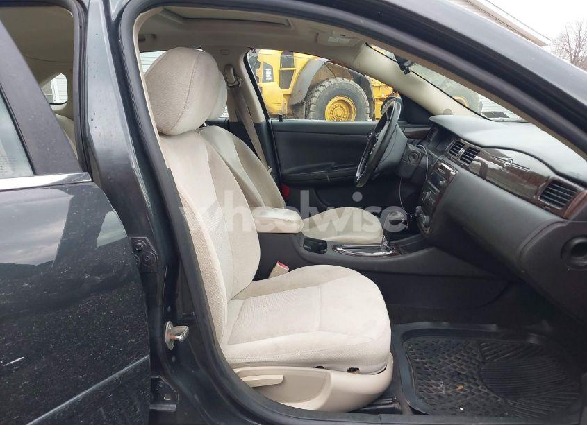 Photo 5 of 2013 Chevrolet Impala LT (VIN 2G1WG5E39D1258980)