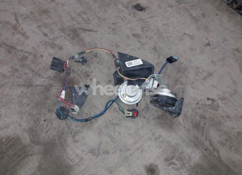 Photo 12 of 2013 Chevrolet Impala LT (VIN 2G1WG5E39D1259109)