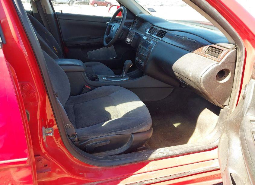 Photo 5 of 2012 Chevrolet Impala LT (VIN 2G1WG5E3XC1149720)