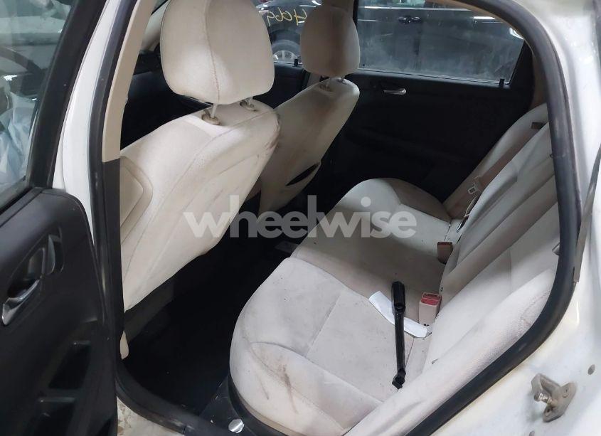 Photo 8 of 2012 Chevrolet Impala LT (VIN 2G1WG5E3XC1175363)