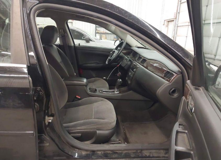 Photo 5 of 2012 Chevrolet Impala LT (VIN 2G1WG5E3XC1226571)