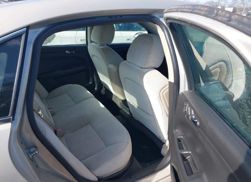 Photo 8 of 2012 Chevrolet Impala LT (VIN 2G1WG5E3XC1312009)