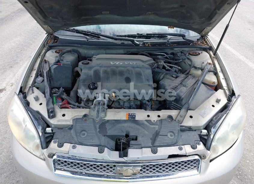Photo 10 of 2012 Chevrolet Impala LT (VIN 2G1WG5E3XC1326007)