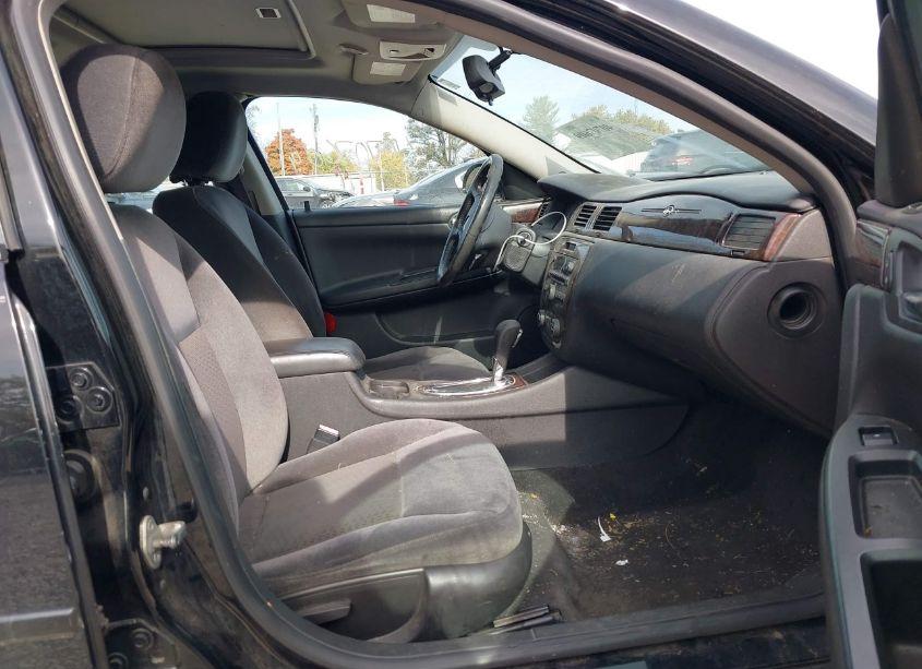 Photo 5 of 2012 Chevrolet Impala LT (VIN 2G1WG5E3XC1333524)