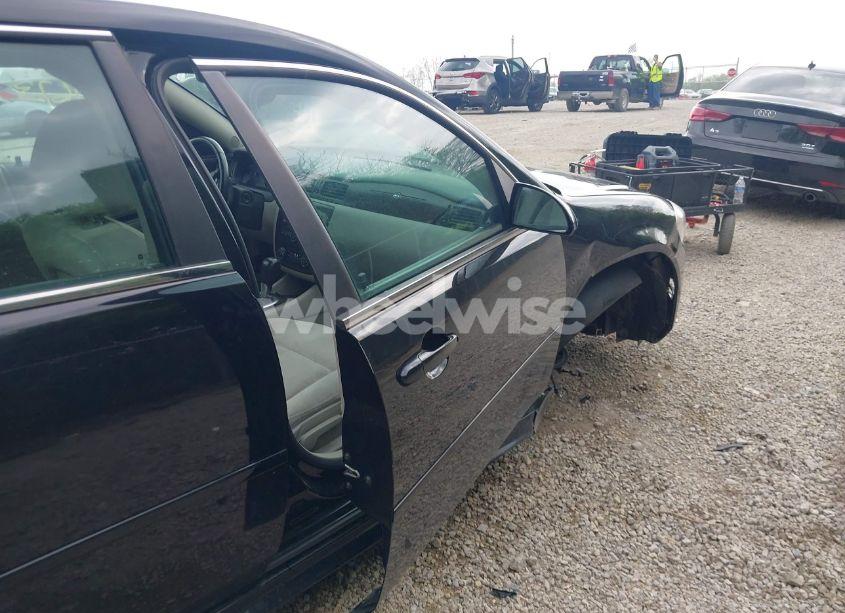 Photo 19 of 2013 Chevrolet Impala LT (VIN 2G1WG5E3XD1100325)