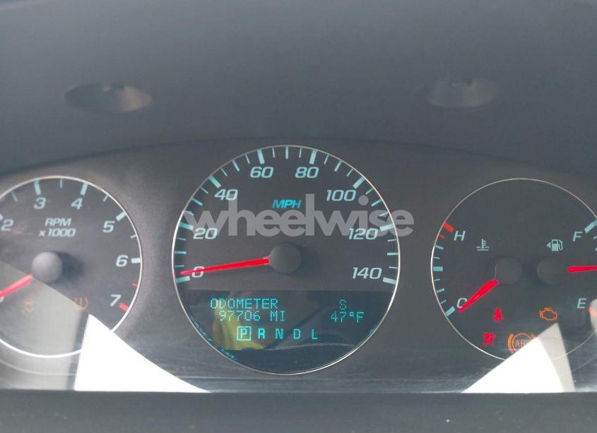 Photo 7 of 2013 Chevrolet Impala LT (VIN 2G1WG5E3XD1100325)