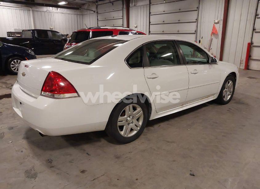 Photo 4 of 2013 Chevrolet Impala LT (VIN 2G1WG5E3XD1103323)