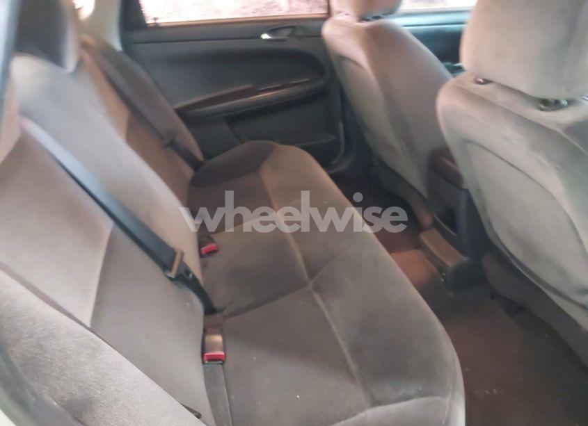 Photo 8 of 2013 Chevrolet Impala LT (VIN 2G1WG5E3XD1223283)