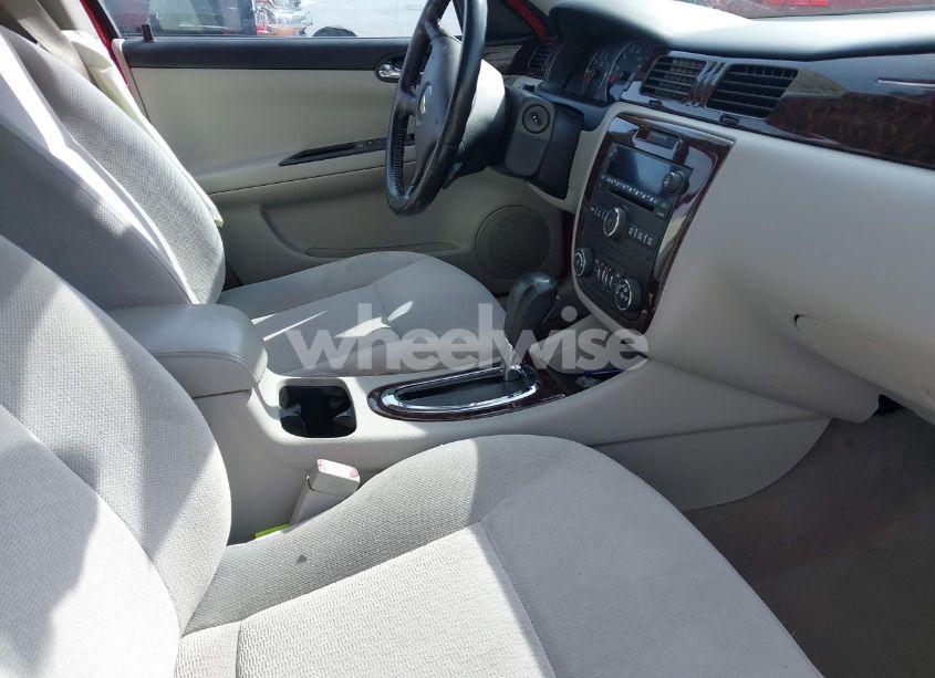 Photo 5 of 2013 Chevrolet Impala LT (VIN 2G1WG5E3XD1232677)