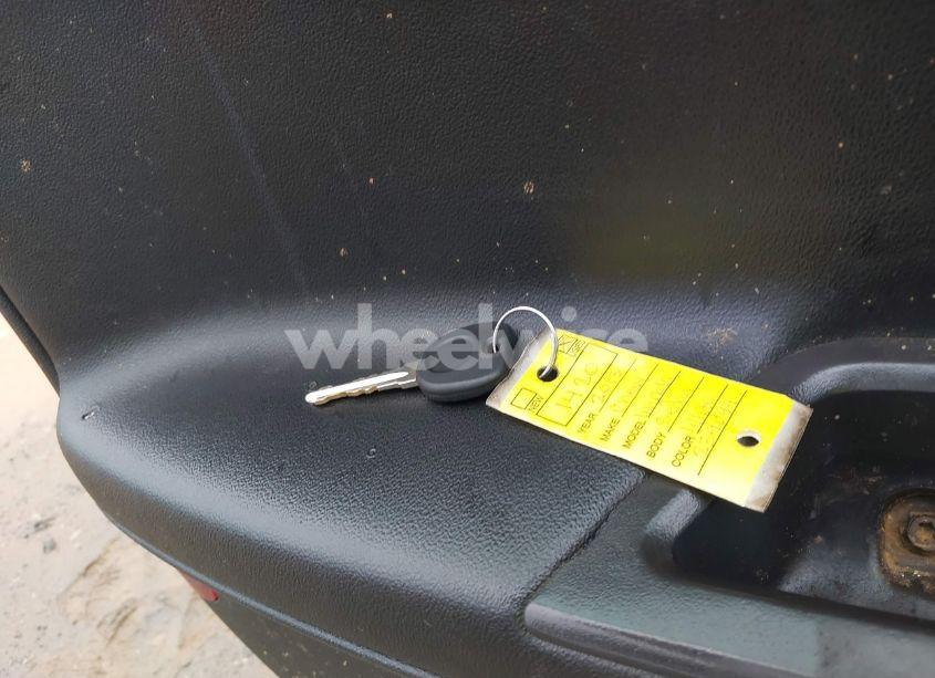 Photo 11 of 2013 Chevrolet Impala LT (VIN 2G1WG5E3XD1239094)