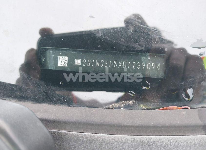 Photo 9 of 2013 Chevrolet Impala LT (VIN 2G1WG5E3XD1239094)